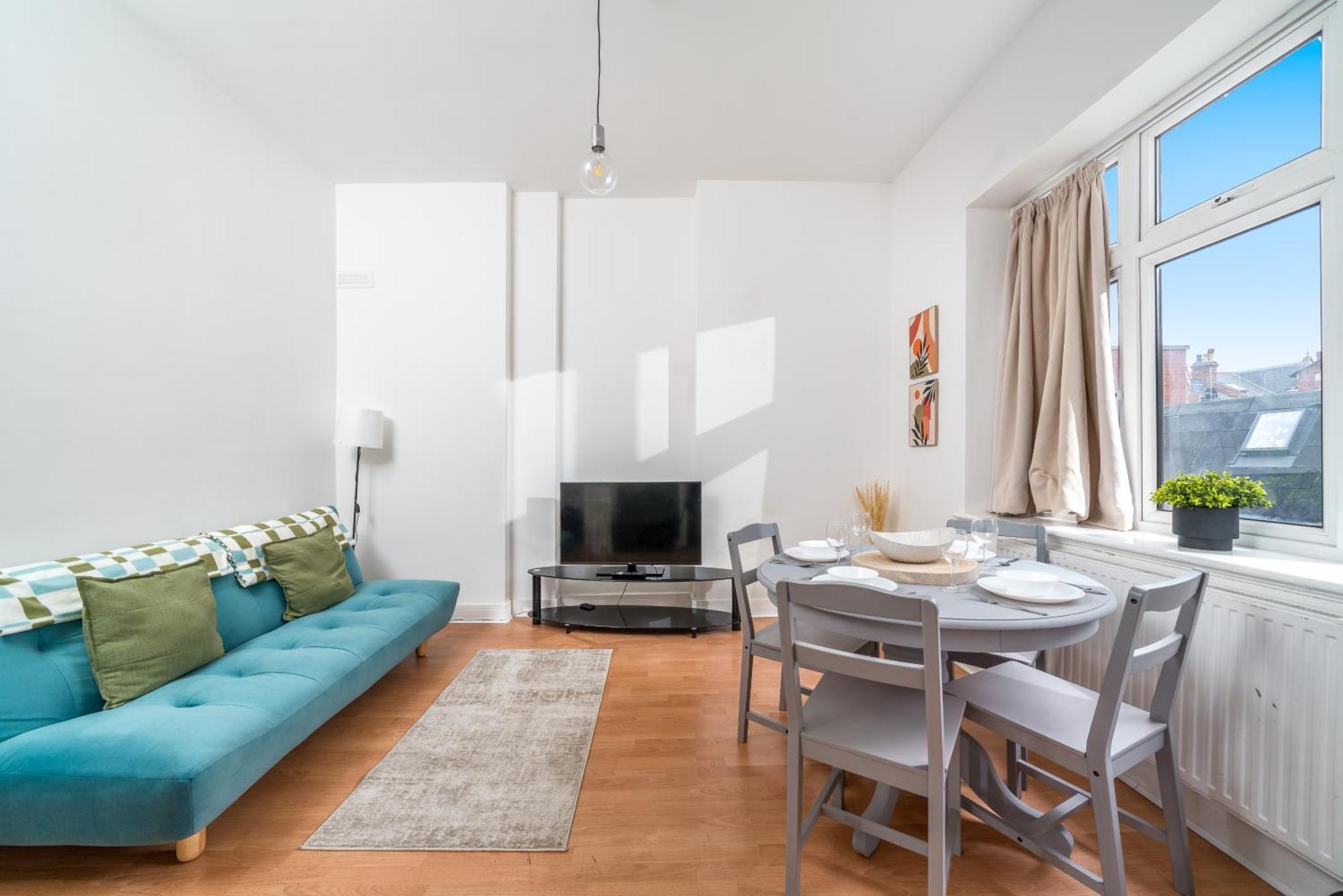 The Tooting Bec Hideaway - Prime Location Apartment Лондон Екстериор снимка